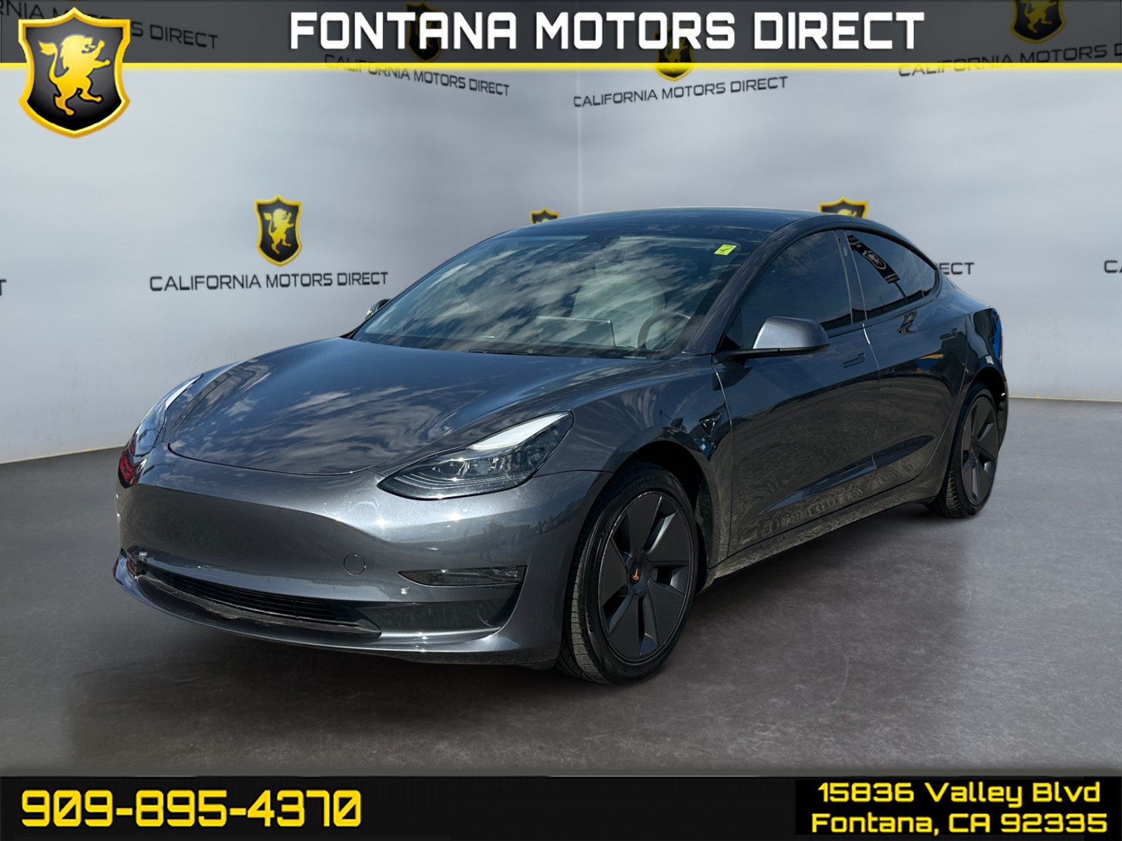 Used 2023 Tesla Model 3 Standard Range RWD image 1