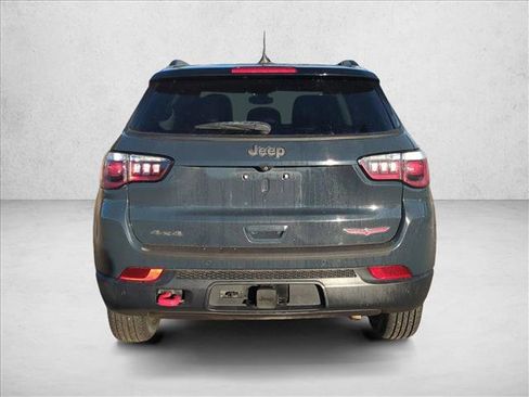 Used 2018 Jeep Compass Trailhawk w/ Safe & Security Group image 7