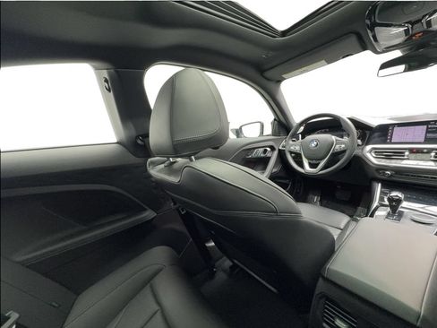 Used 2022 BMW 230i Coupe w/ Premium Package 2 RWD image 37