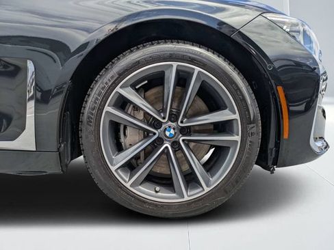 Used 2020 BMW 750i xDrive w/ Cold Weather Package AWD/4WD image 10