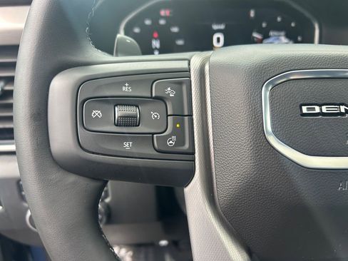 Used 2024 GMC Sierra 1500 Denali AWD/4WD image 18