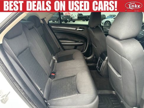Used 2021 Chrysler 300 Touring w/ Sport Appearance Package RWD image 26