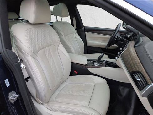Used 2018 BMW 640i Gran Turismo xDrive w/ Luxury Seating Package AWD/4WD image 21
