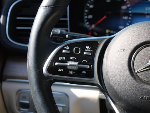 Certified 2023 Mercedes-Benz GLS 450 4MATIC image 16