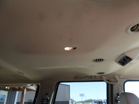 Used 2000 Ford Excursion XLT image 39