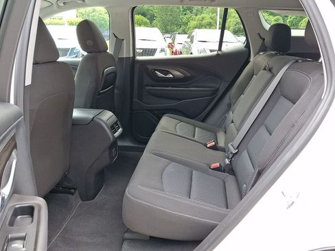 Certified 2023 GMC Terrain SLE w/ Driver Convenience Package AWD/4WD image 20