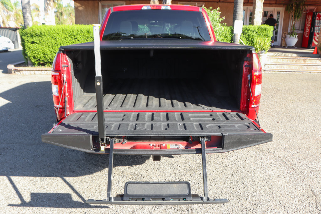 Used 2019 Ford F150 XLT w/ Equipment Group 302A Luxury AWD/4WD image 9
