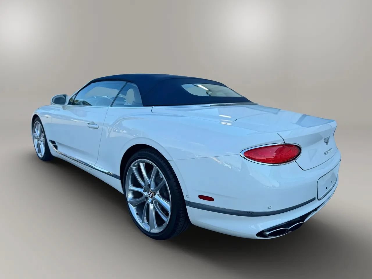 Used 2020 Bentley Continental GT AWD/4WD image 12