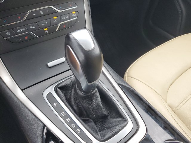 Used 2018 Ford Edge SEL w/ Equipment Group 201A AWD/4WD image 28
