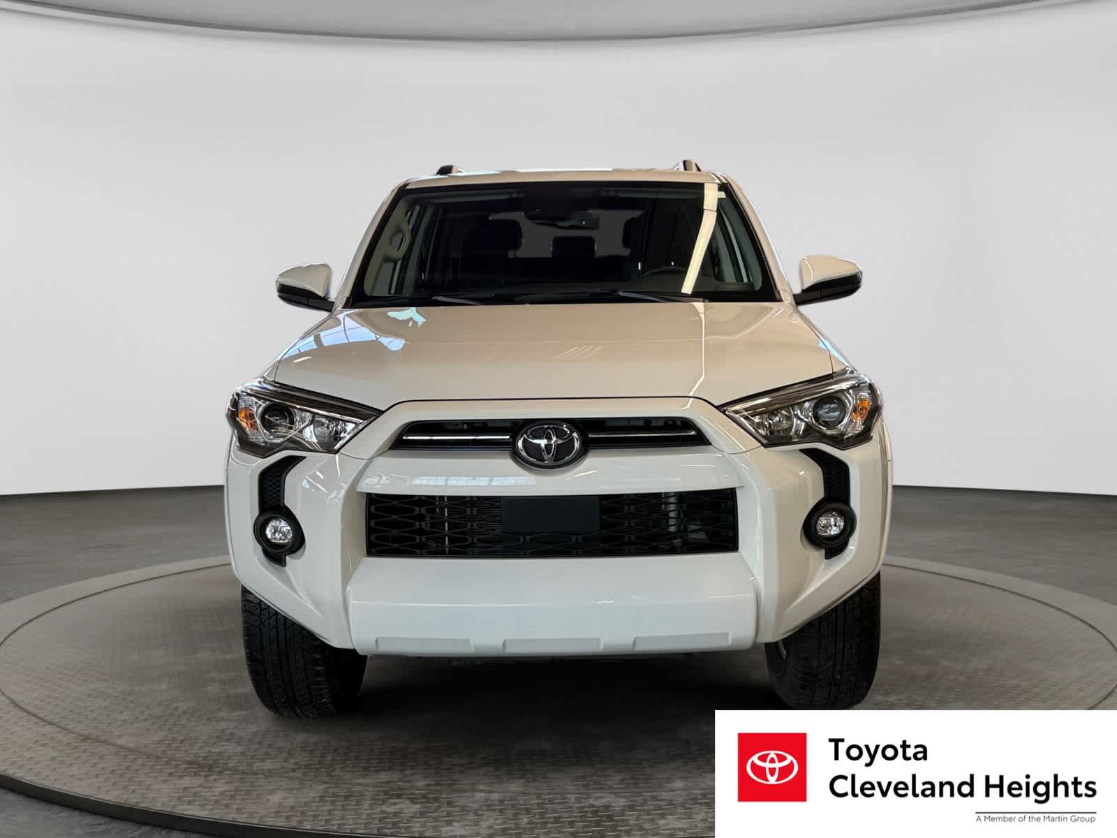 Used 2024 Toyota 4Runner SR5 AWD/4WD image 2