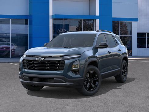 New 2026 Chevrolet Equinox LT AWD/4WD image 6