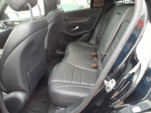 Used 2022 Mercedes-Benz GLC 300 4MATIC image 12