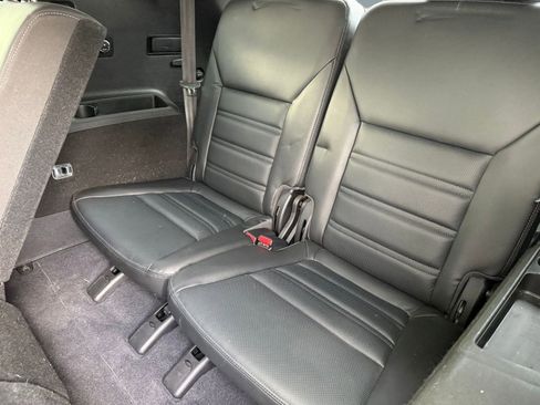 Used 2016 Kia Sorento SX image 22