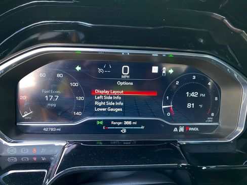 Used 2025 GMC Sierra 1500 SLT image 24