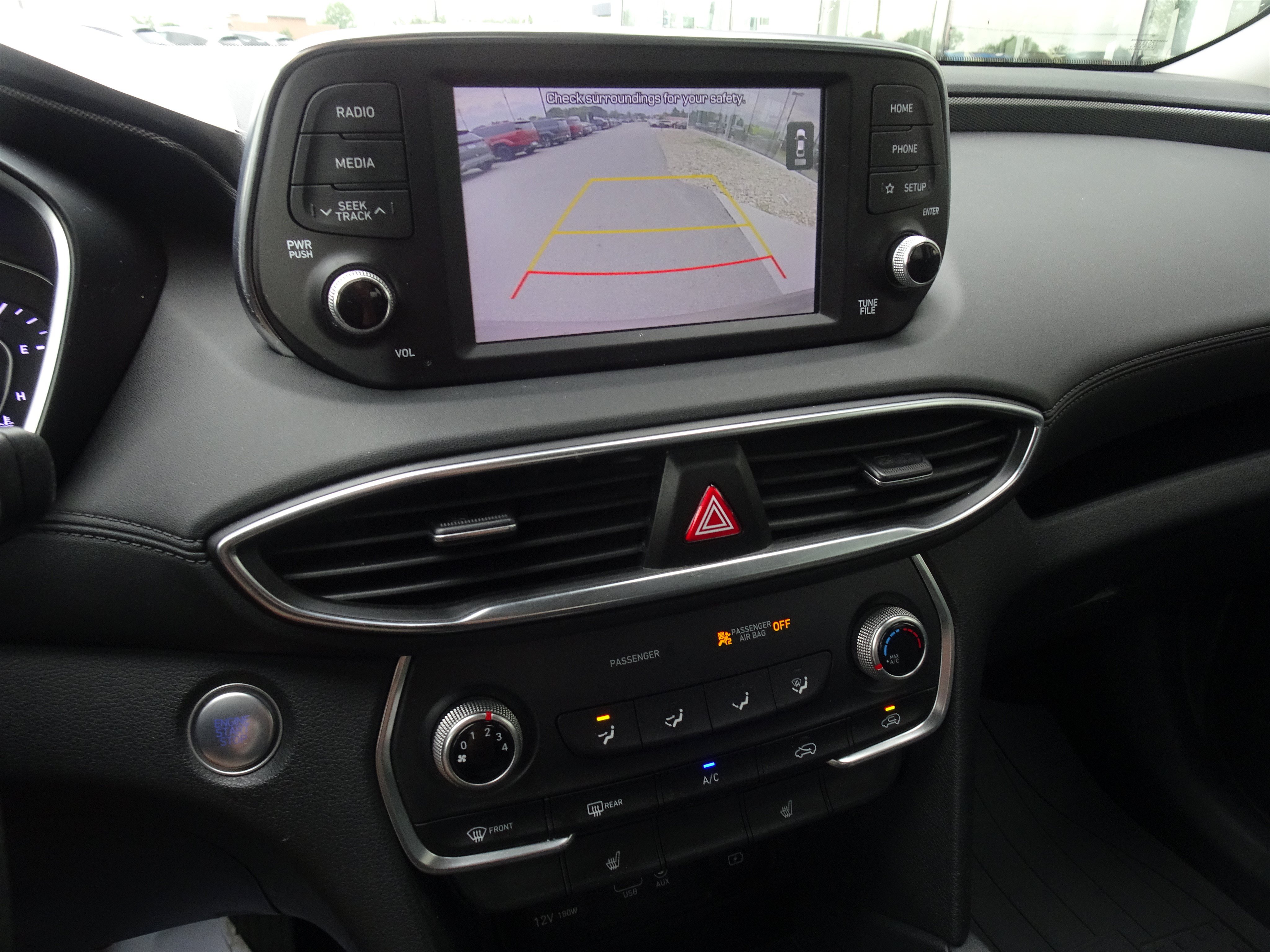 Used 2019 Hyundai Santa Fe SEL FWD image 19