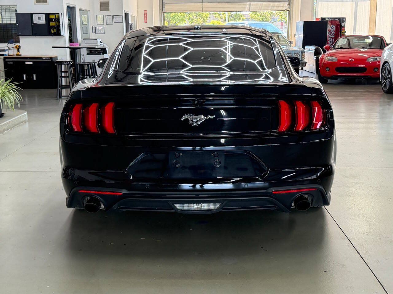 Used 2018 Ford Mustang Coupe w/ Equipment Group 101A RWD image 3