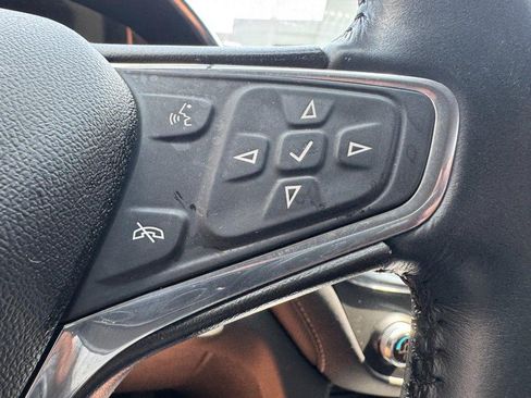 Used 2020 Chevrolet Equinox Premier AWD/4WD image 18