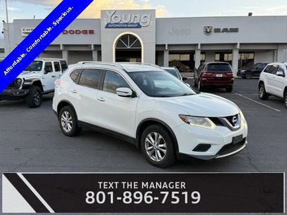 Used 2016 Nissan Rogue SV