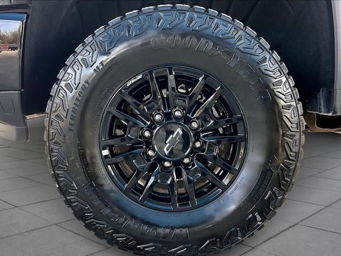 Used 2026 Chevrolet Silverado 2500 ZR2 image 11