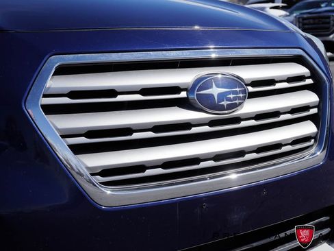 Used 2015 Subaru Outback 3.6R Limited image 19