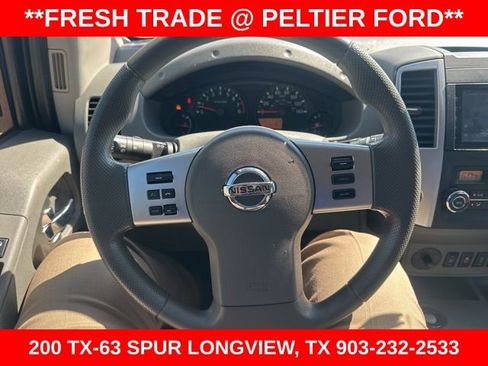Used 2020 Nissan Frontier SV image 12
