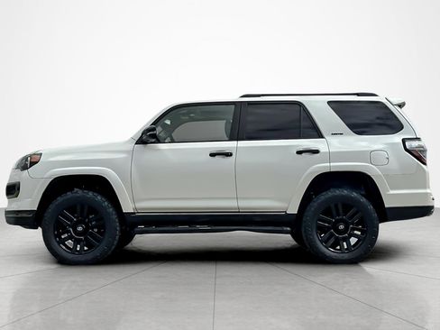 Certified 2020 Toyota 4Runner Nightshade AWD/4WD image 2