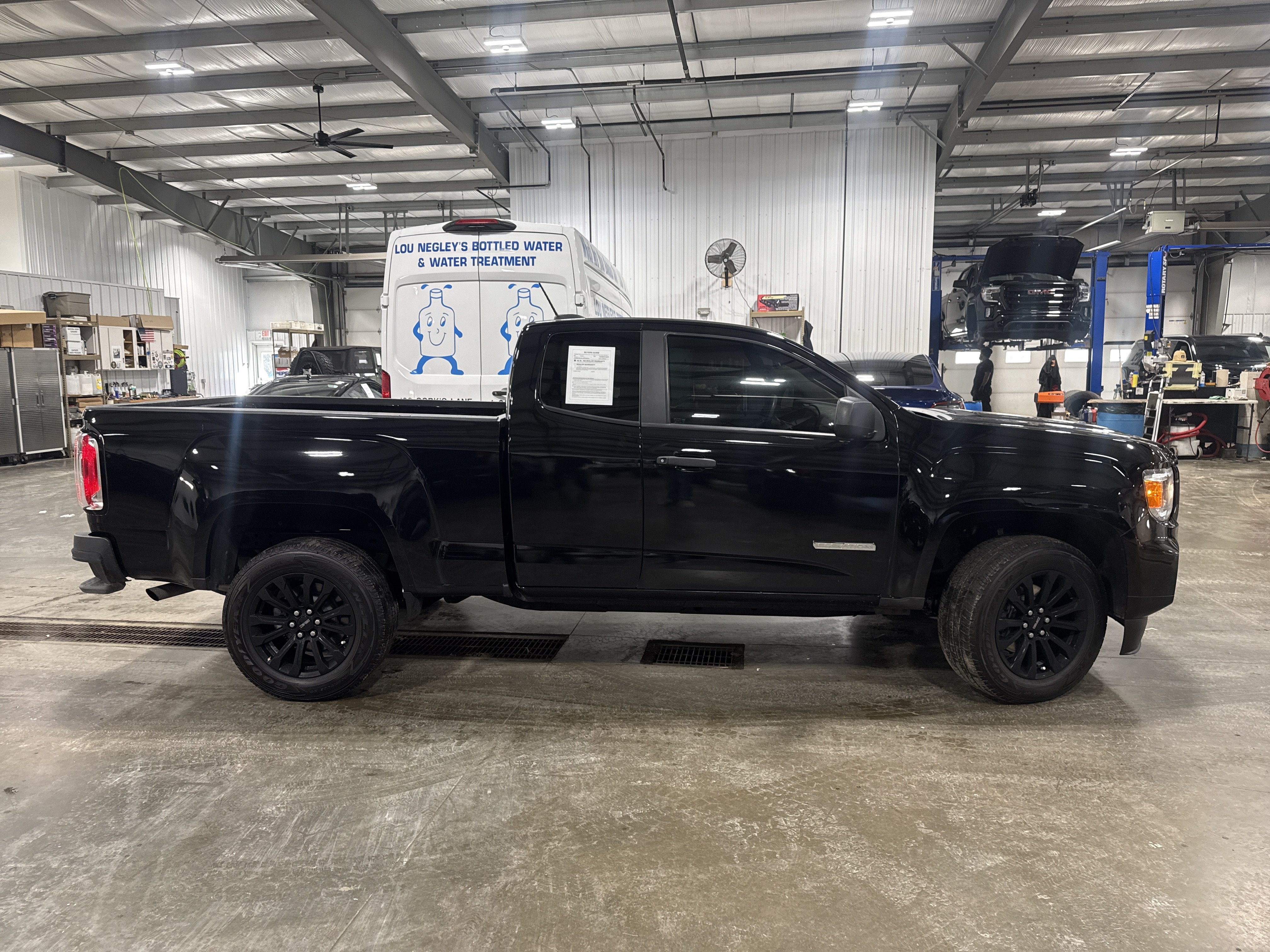 Used 2022 GMC Canyon Elevation Standard w/ Trailering Package RWD image 2