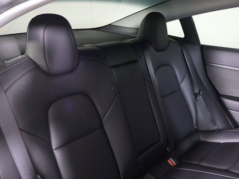 Used 2023 Tesla Model 3 Performance image 27