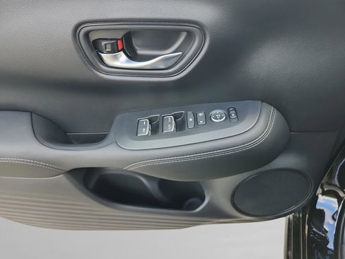 New 2026 Honda HR-V EX-L image 31