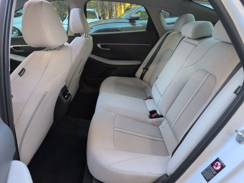 Certified 2022 Hyundai Sonata SEL w/ Convenience Package image 28