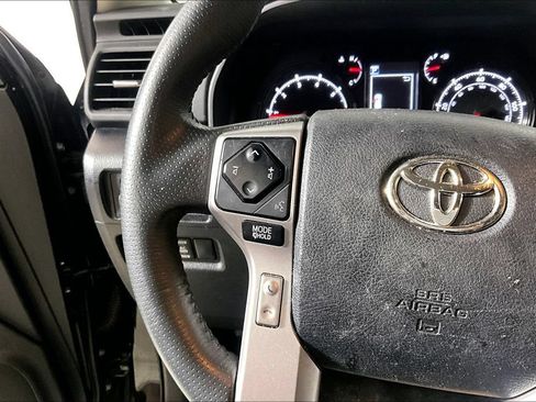 Used 2020 Toyota 4Runner SR5 Premium RWD image 14