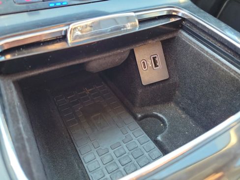 Used 2021 Lincoln Nautilus Reserve image 32