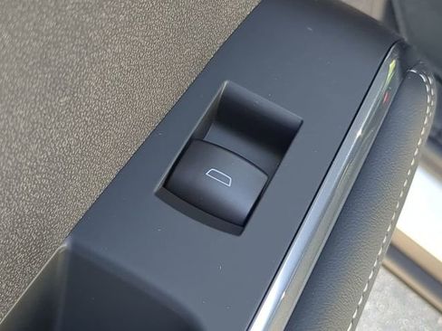 New 2026 GMC Acadia Elevation w/ Black Edition image 32