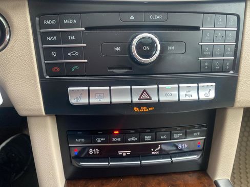 Used 2016 Mercedes-Benz E 350 4MATIC Sedan image 18
