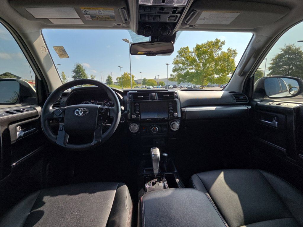 Used 2021 Toyota 4Runner TRD Off-Road Premium w/ Moonroof Package AWD/4WD image 22