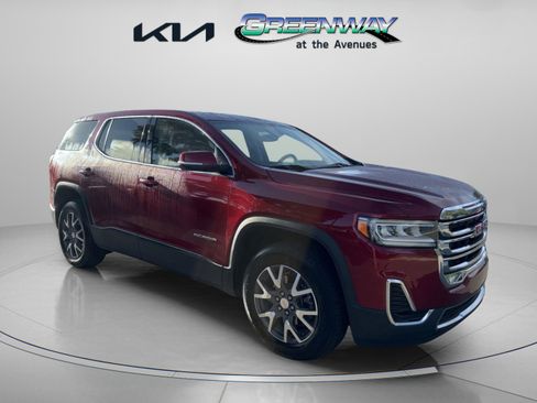 Used 2023 GMC Acadia SLE image 1
