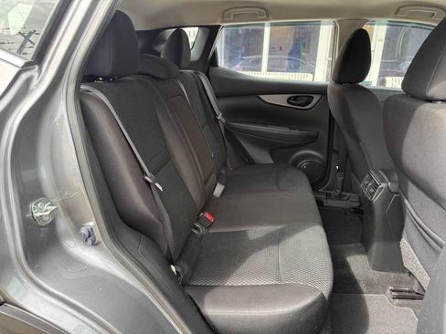 Used 2019 Nissan Rogue Sport S FWD image 11