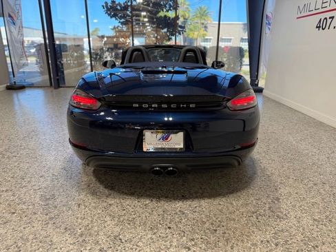Used 2018 Porsche 718 Boxster RWD image 6