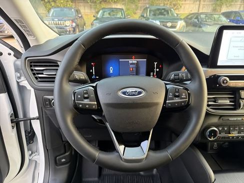 Used 2024 Ford Escape Active AWD/4WD image 24