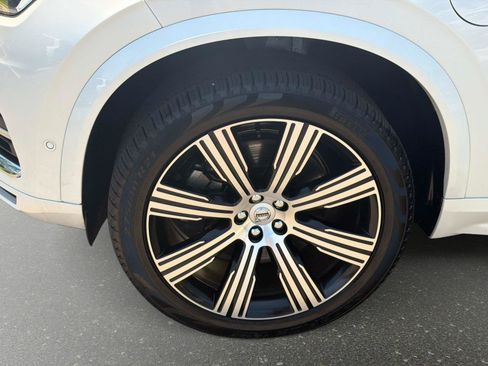 Used 2025 Volvo XC90 T8 Ultra w/ Protection Package Premier AWD/4WD image 10