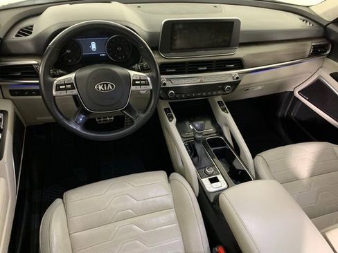 Used 2020 Kia Telluride SX w/ SX Prestige Package image 6