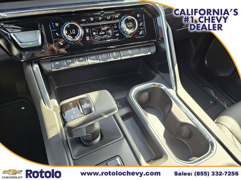 Used 2025 GMC Sierra 1500 Denali w/ Technology Package AWD/4WD image 26