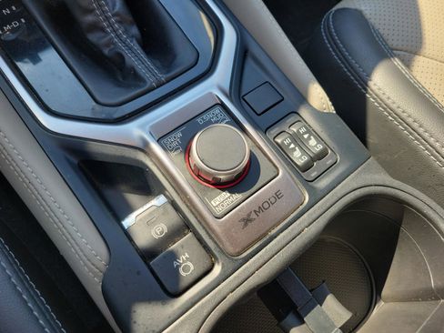 Used 2021 Subaru Forester Limited image 30