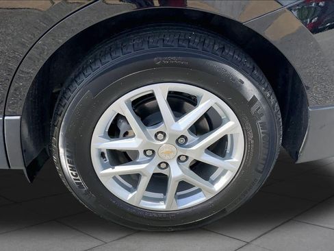 Used 2023 Chevrolet Equinox LT FWD image 10