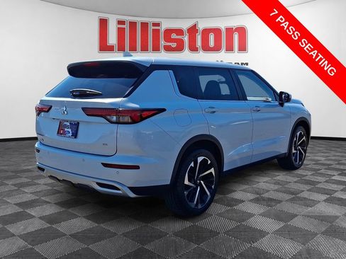 Used 2024 Mitsubishi Outlander SE FWD image 4