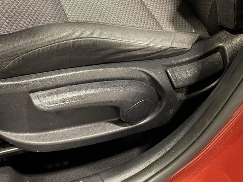 Used 2021 Kia Soul LX FWD image 14