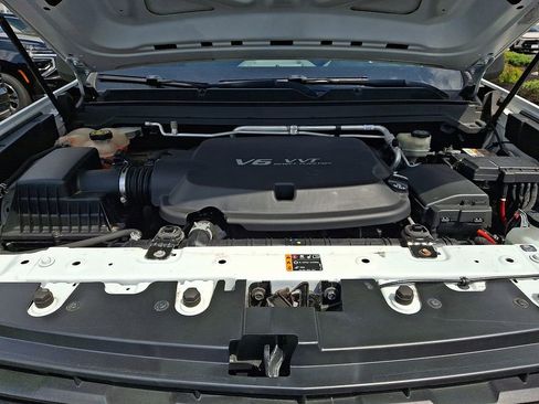 Used 2017 Chevrolet Colorado W/T AWD/4WD image 28