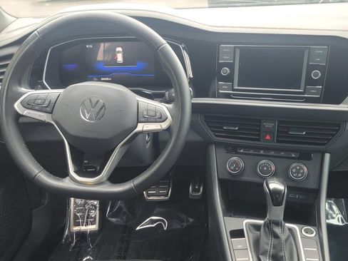 Used 2024 Volkswagen Jetta Sport FWD image 18
