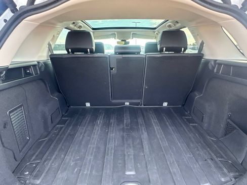 Used 2020 Land Rover Discovery Sport SE AWD/4WD image 34