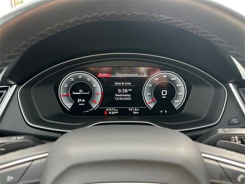Used 2024 Audi Q5 2.0T Premium Plus image 26
